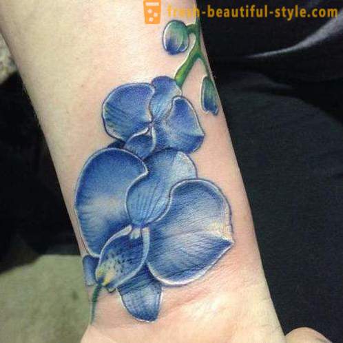 Flower tattoo sa pulso para sa batang babae. halaga