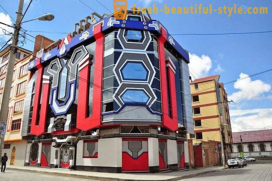 Alien architecture Bolivia