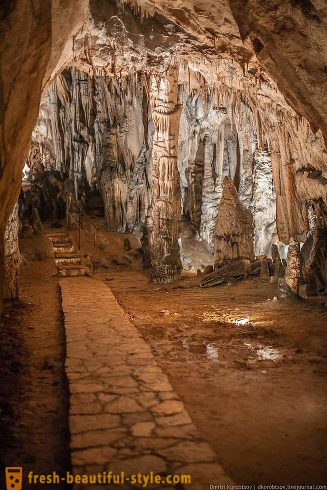 Isang iskursiyon sa pinakamalaking cave complex sa Croatia