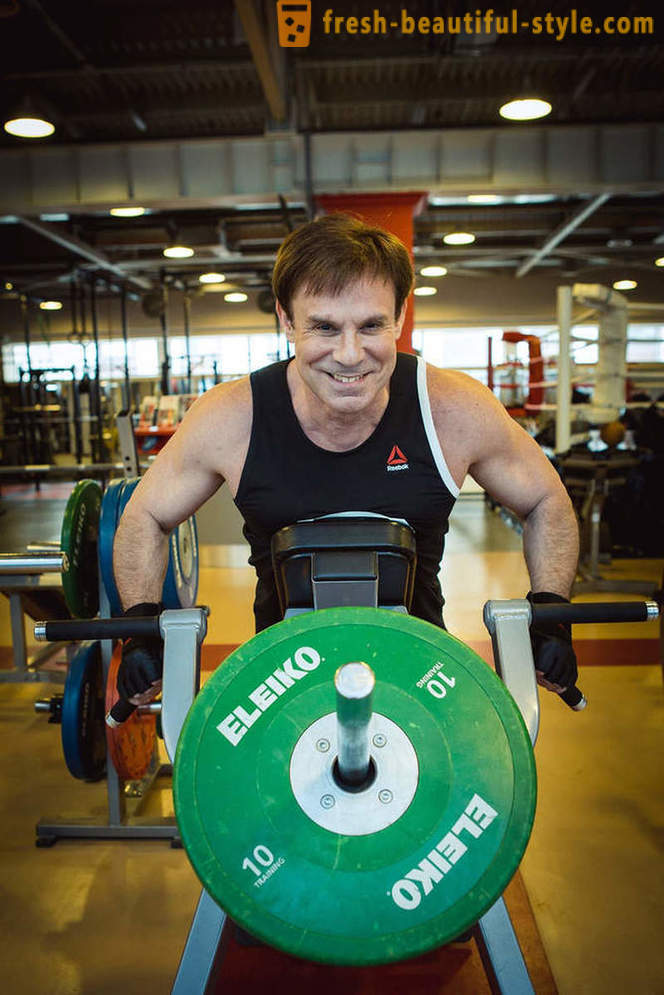 Efim Shifrin sa kanyang ika-60 anibersaryo udelal Schwarzenegger
