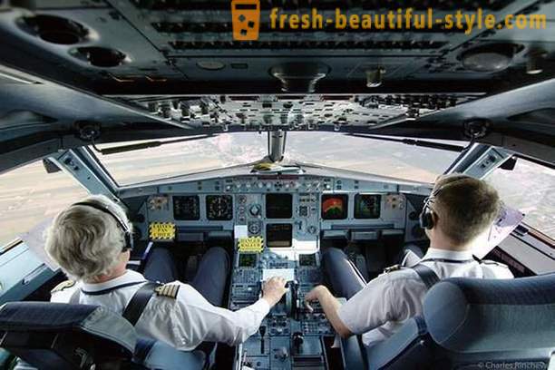 Hindi inaasahang pagkilala piloto at flight attendants