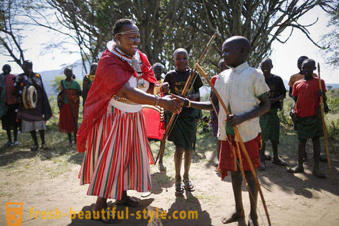 Archers tribo Pokot mula sa Kenya