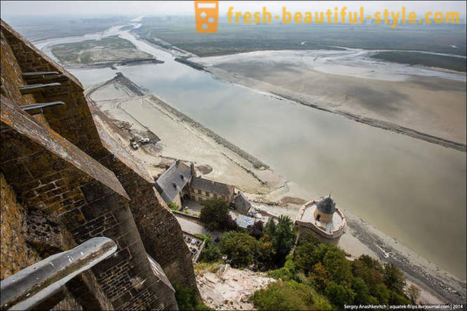Iskursiyon sa island-fortress of Normandy kabilang sa kumunoy
