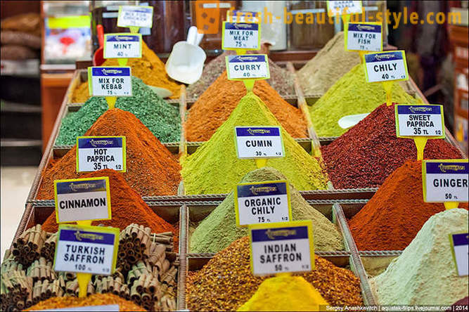 Market Walk spices sa Istanbul