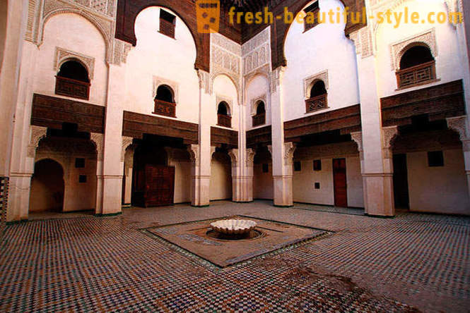 Fez - ang pinakamatanda sa mga imperyal lungsod ng Morocco