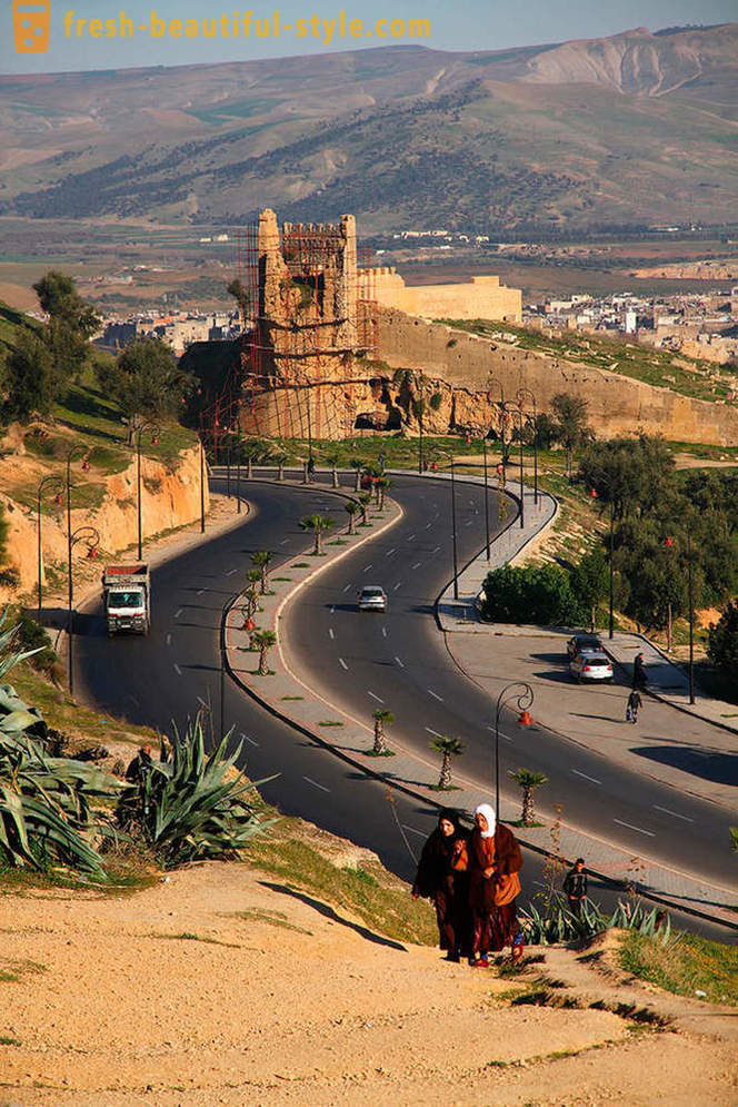 Fez - ang pinakamatanda sa mga imperyal lungsod ng Morocco