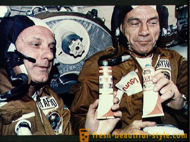 Pagkain in tubes para sa Sobiyet cosmonauts