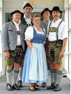 German national costume para sa mga kababaihan, kalalakihan at mga bata. Ethnic kasuotan