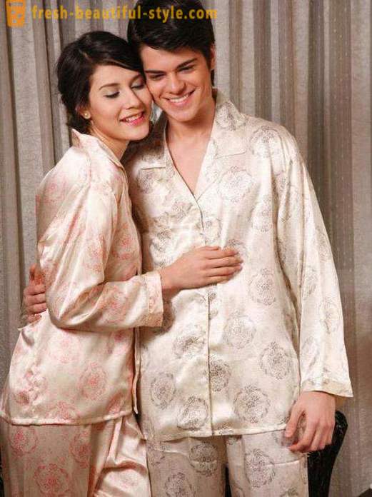 Silk robe ay dapat na sa bawat wardrobe