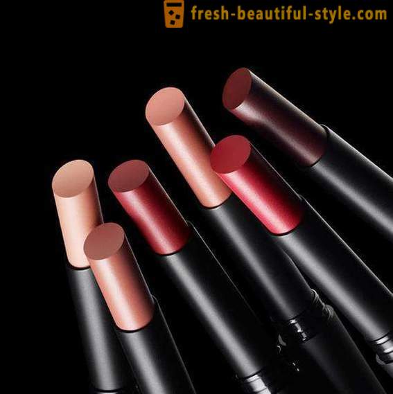 Matte lipstick: ang mga lihim ng mga naka-istilong make-up labi