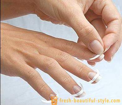 Paano na gawin ang isang French manicure sa bahay? French manicure kulay: photo