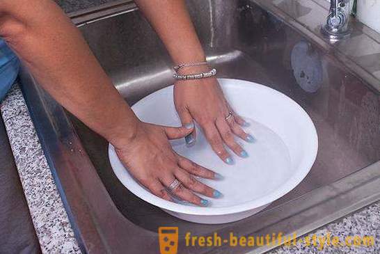 Paano upang mabilis na dry nail polish Tips masters